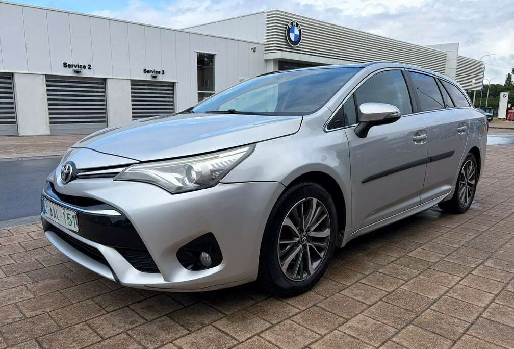 Toyota Avensis SW 2.0 D-4D Business Executive