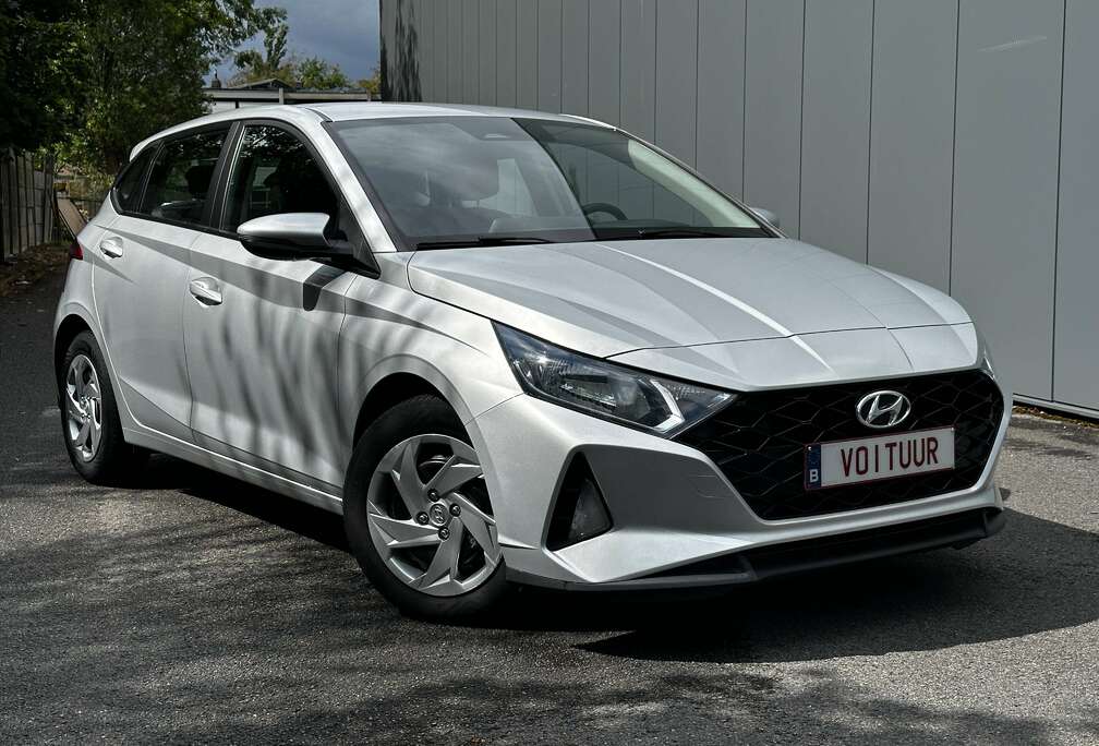 Hyundai i20 1.0 T-GDi Carplay / Airco / Camera / DAB / Cruise