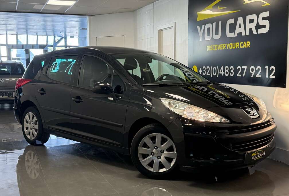 Peugeot 1.4i 16v Trendy 1 Jaar Garantie