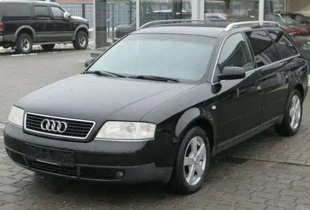 Audi 2.4i+V6+30v+Ambiente+Tiptronic