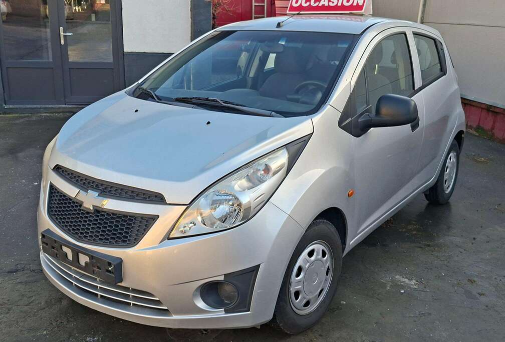 Chevrolet Spark 1.0i