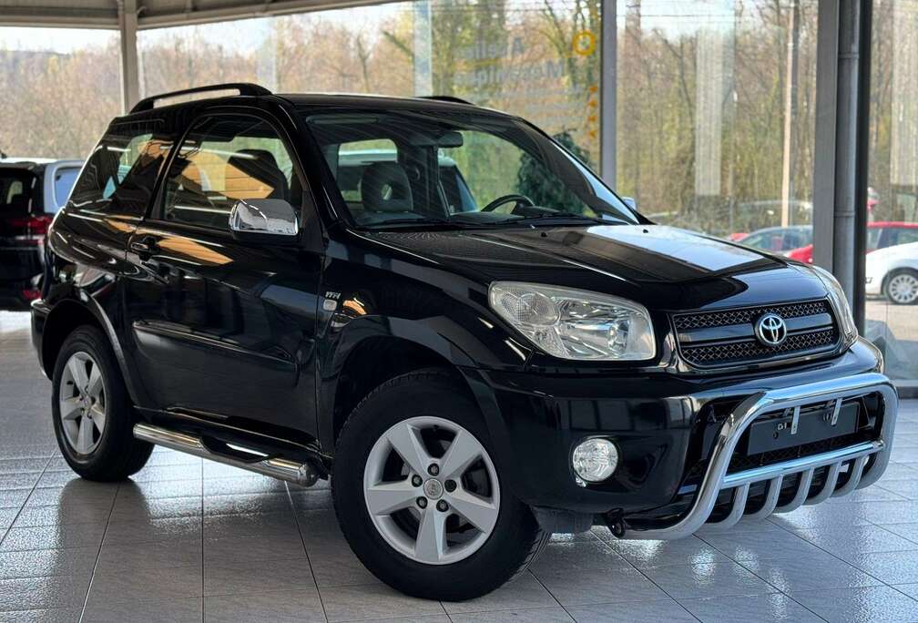 Toyota 1.8 ESSENCE 125CV - AIRCO