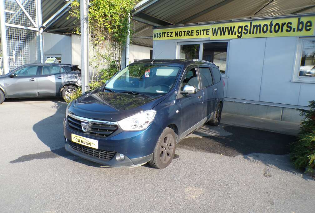 Dacia 1.2TCe 115cv bleu 5place 06/15 Airco GPS Radio USB