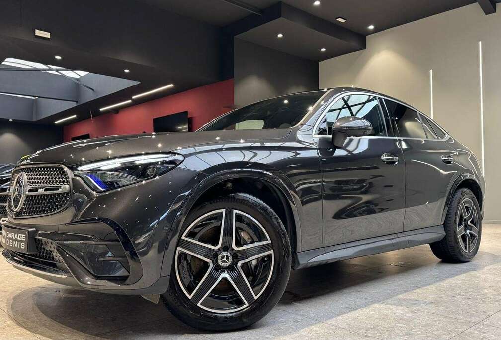 Mercedes-Benz GLC Coupé 200 AMG Line 4 MATIC*TOIT-PANO*GPS*LED*