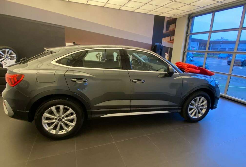 Audi Sportback 35 TFSI Business Edition S line tronic