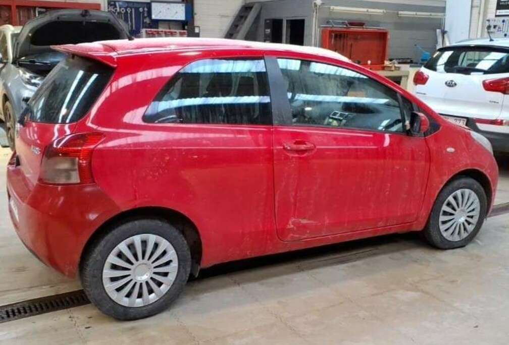 Toyota 1.3 - 87 VVT-i Limited Edition