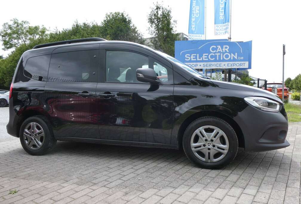 Mercedes-Benz Tourer 110cdi 5pl. Airco, Cruise, Privacy-glass, BLIS, Trekhaak, 1jaar Garantie