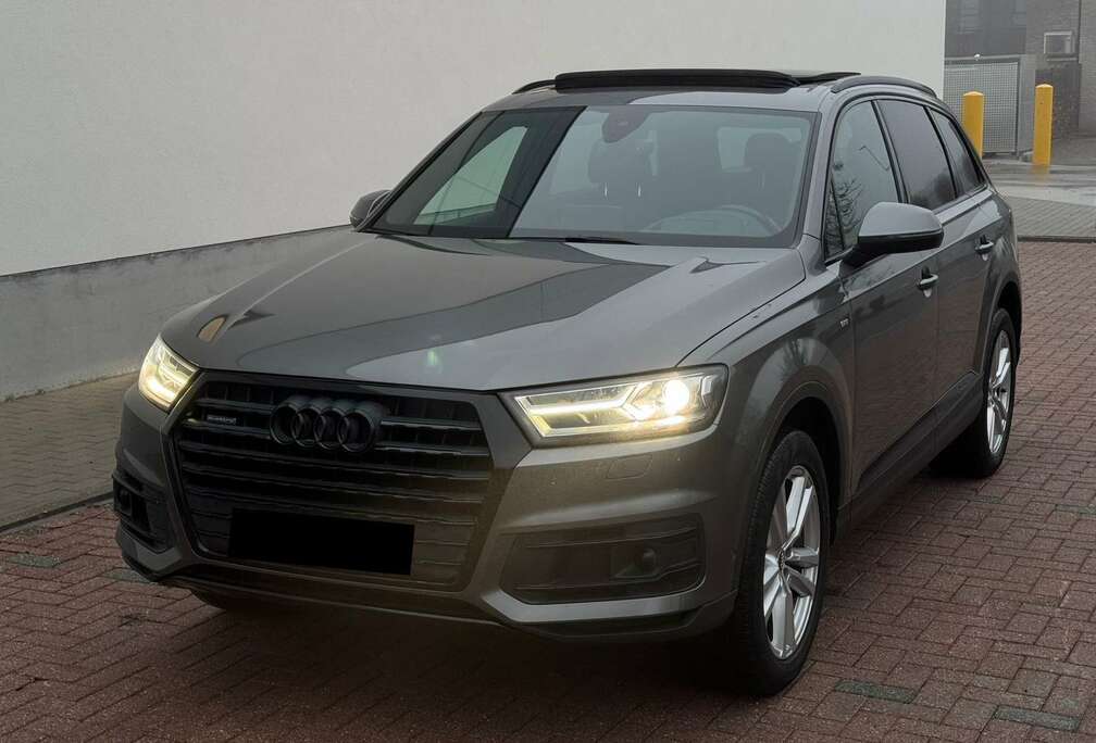 Audi S-Line 3.0 V6 TDI QUATTRO  7 Places