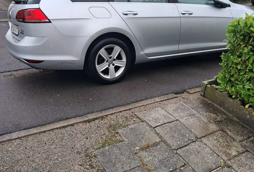 Volkswagen 1.6 CR TDi Highline DPF