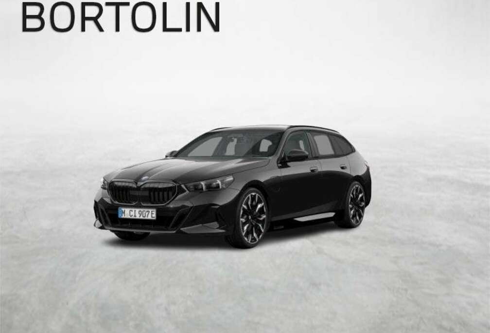 BMW 530e Touring M Sport Pack Pro Toit Panoramique *TV