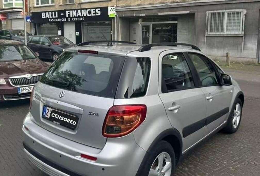Suzuki 1.6 VVT GLX