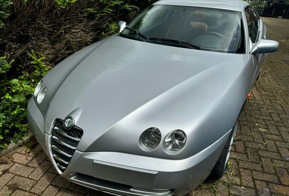 Alfa Romeo 2.0i 16v JTS Medio