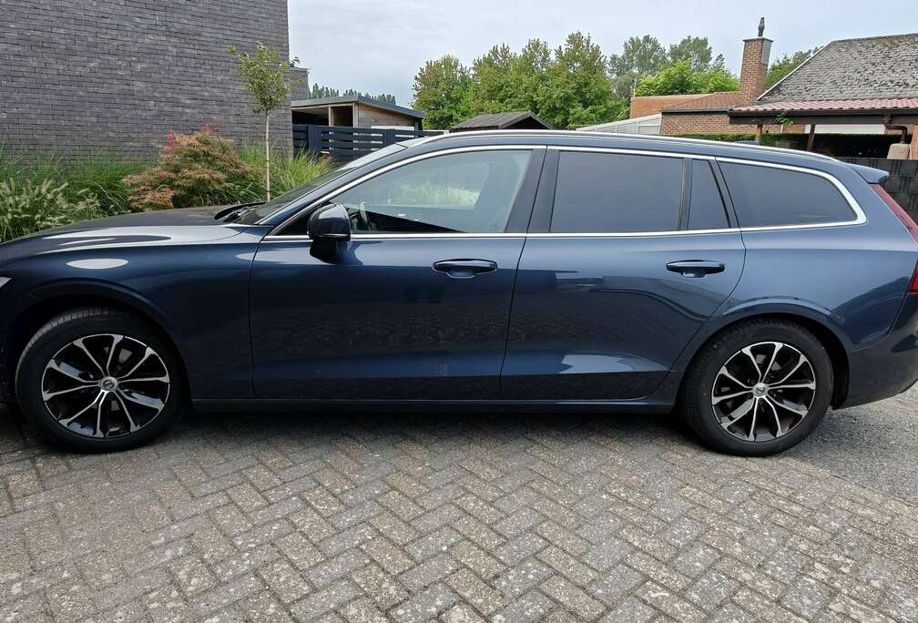 Volvo V60 2.0 D3 Momentum Pro Geartronic