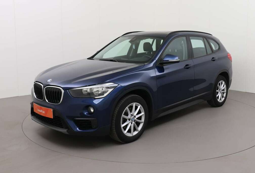 BMW 1.5IA SDRIVE18 Pano sensatec navi park assist trek