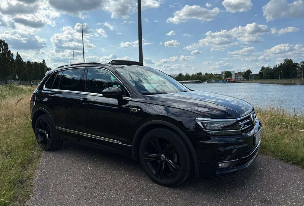 Volkswagen Tiguan 5N R Line