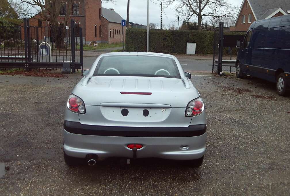 Peugeot 206 CC 2.0i 16v  cabrio