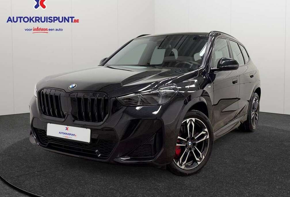 BMW sdrive 18i Aut. M-Pack GPS Camera Dig.Airco Alu Le