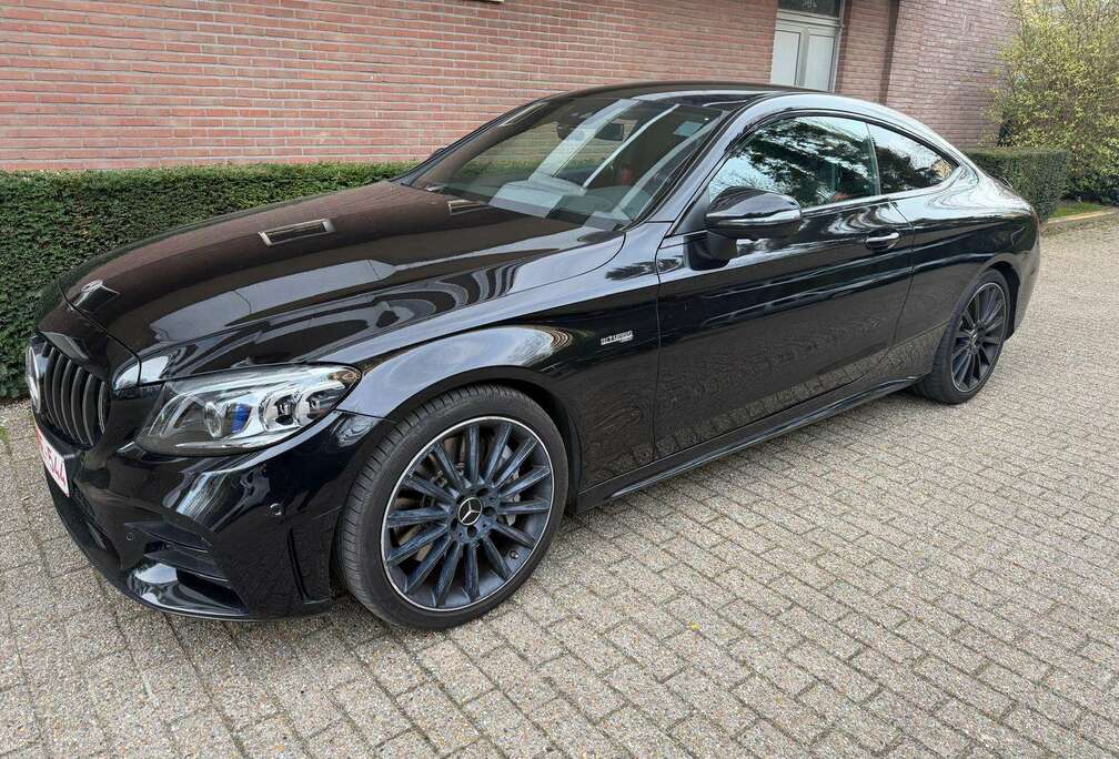 Mercedes-Benz R35HT1