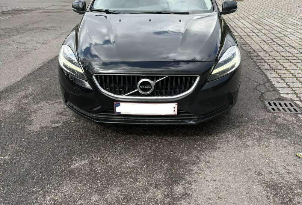 Volvo 2.0 D2 Black Edition Gear.AdBlue(EU6d-T.