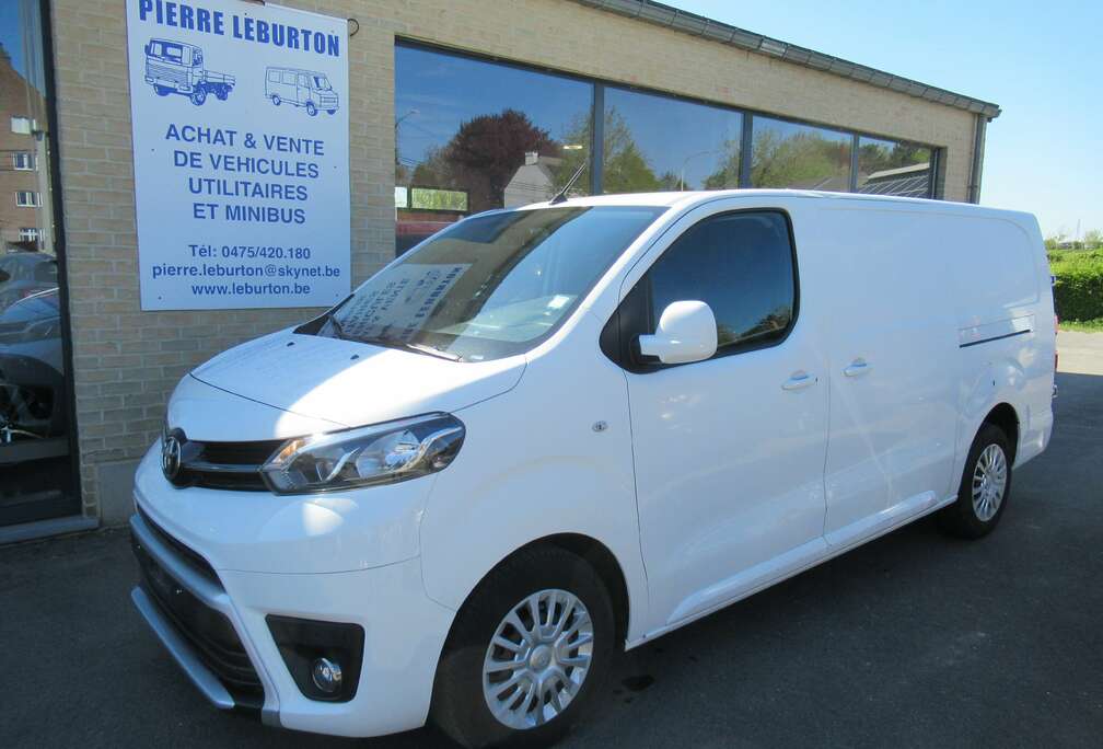 Toyota 2.0 D-4D Long Comfort 11550€+TVA/BTW