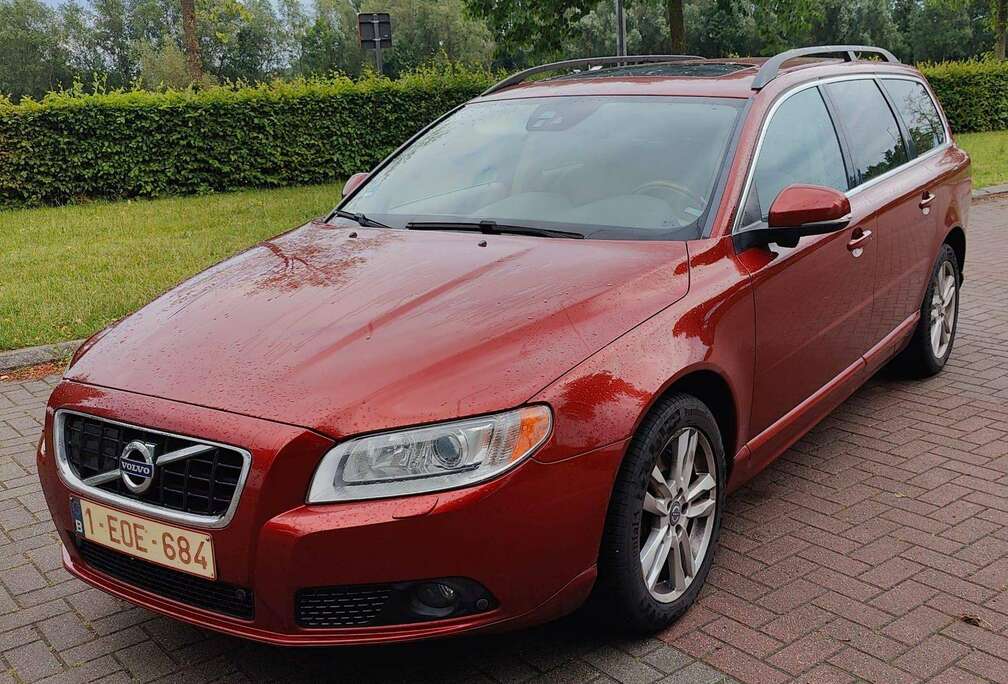 Volvo V70 2.4 D4 AUT Summup