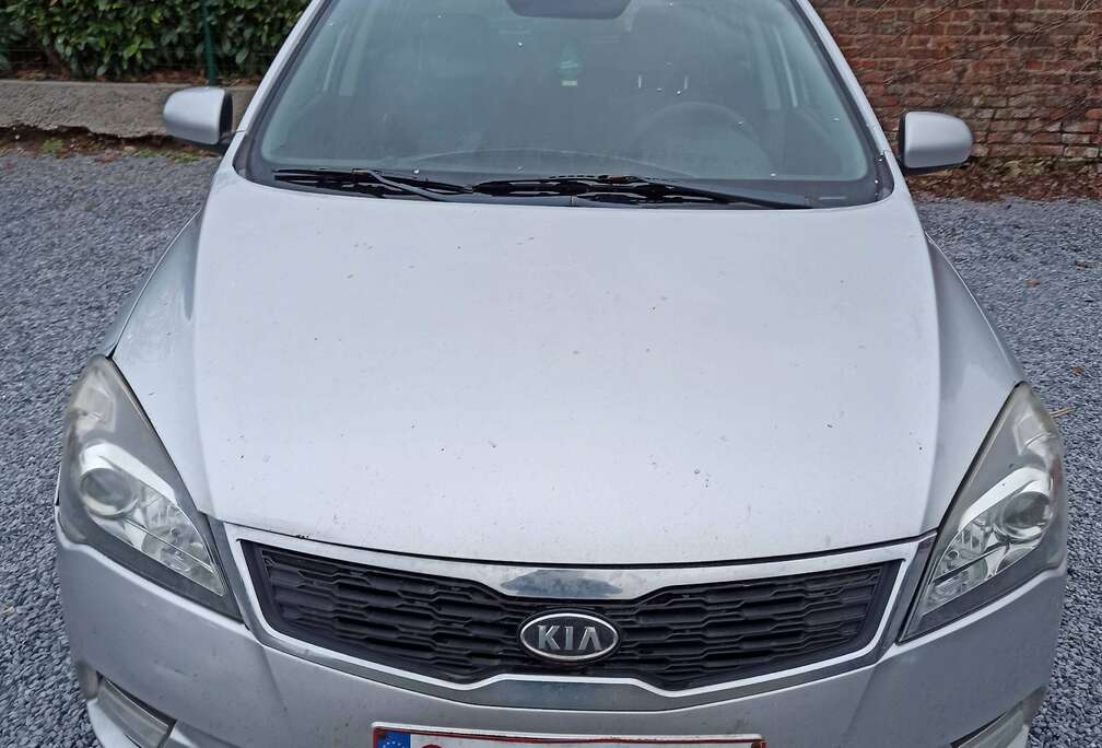 Kia Cee\'d 1.6 CRDi EX ISG EcoDynamics DPF