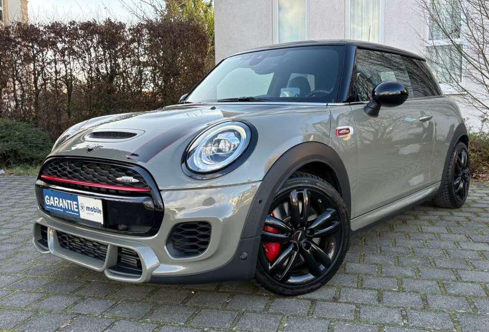 MINI JOHN_COOPER_WORKS Mini 3-trg. John Cooper Works