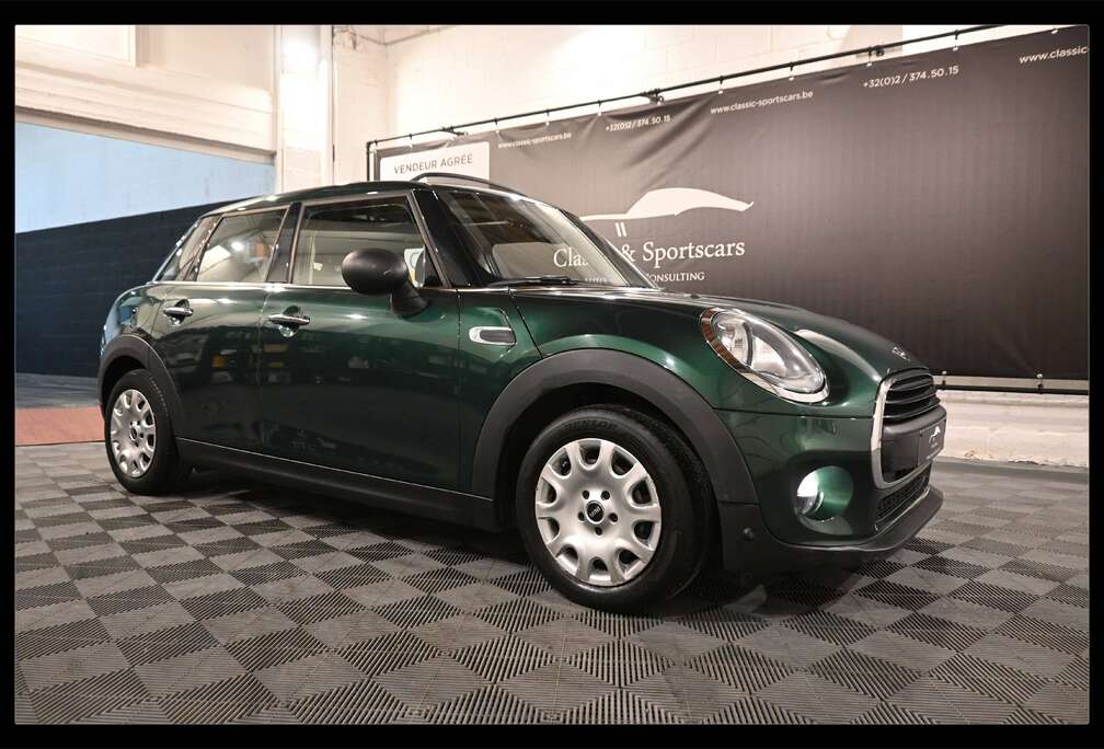 MINI PACK COOPER 1.2i 5 PORTES / 5 DEUREN / TOIT PANO / GPS NAVI / BLUETOOTH / PDC