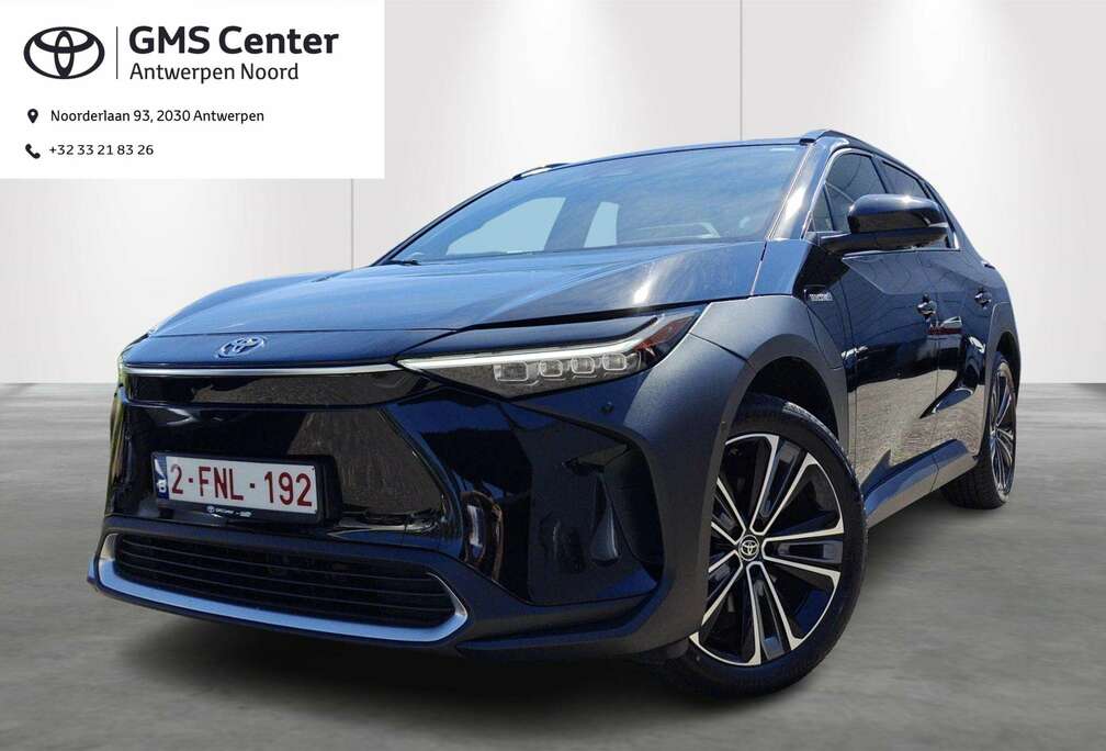 Toyota 71.4 kWh 2WD Premium - DEMO