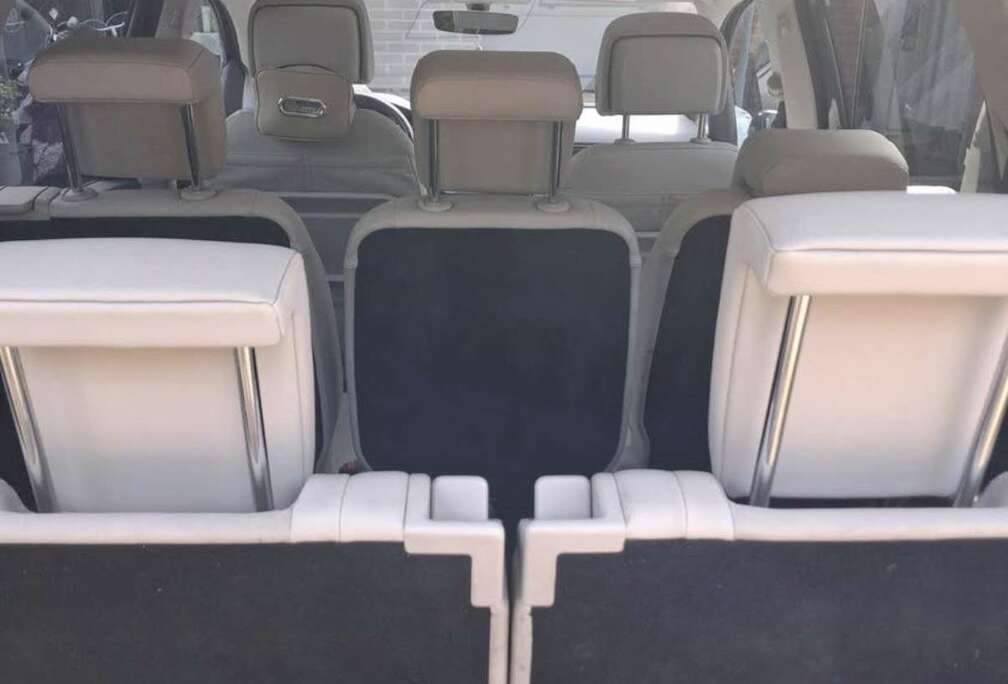 Volkswagen 2.0 TDi diesel ( 7 Plaatsen )