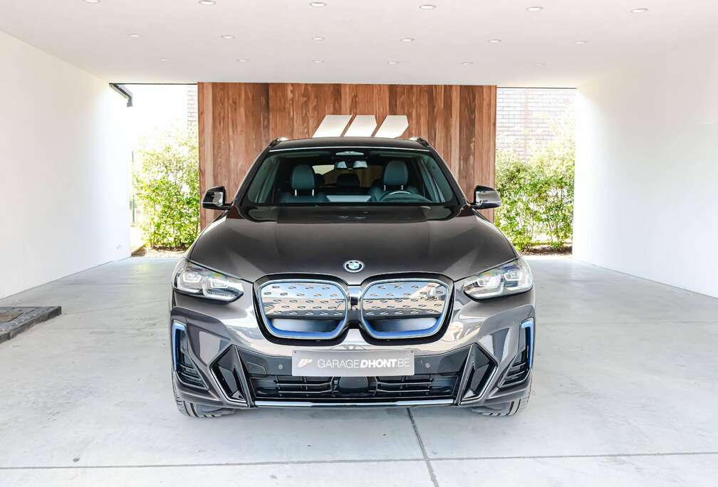 BMW impressive, Head-Up, Pano, Harman Kardon