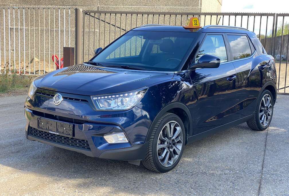 SsangYong Tivoli 1.6i e-XGi 2WD Sapphire