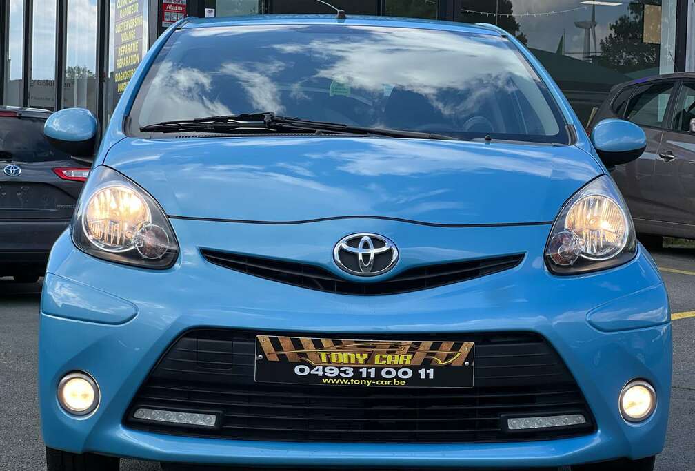 Toyota 1.0i Color Edition*CLIMA*LED*JANTES*garantie*AUX*