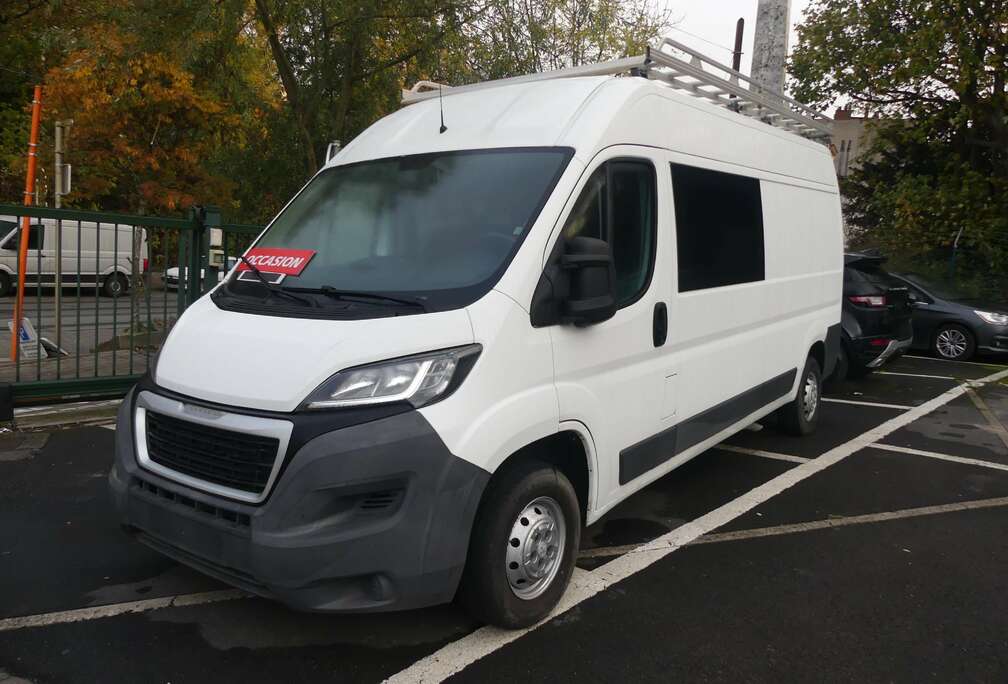Peugeot Doube cabine 6 places
