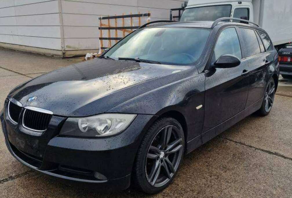 BMW d Touring // EXPORT // MOTEUR DEMARRE PAS