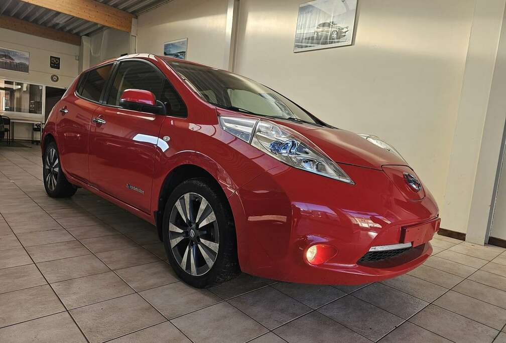 Nissan 30 kWh (mit Batterie) Tekna