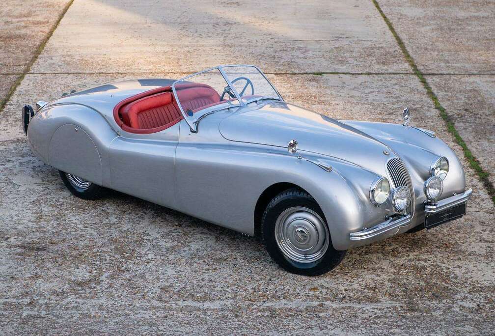 Jaguar 120