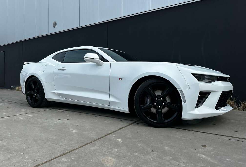 Chevrolet 6.2i V8 *AUT.*LEDER*BOSE*NAVI*LED*CAMERA*HUD*KEYLESS*20\