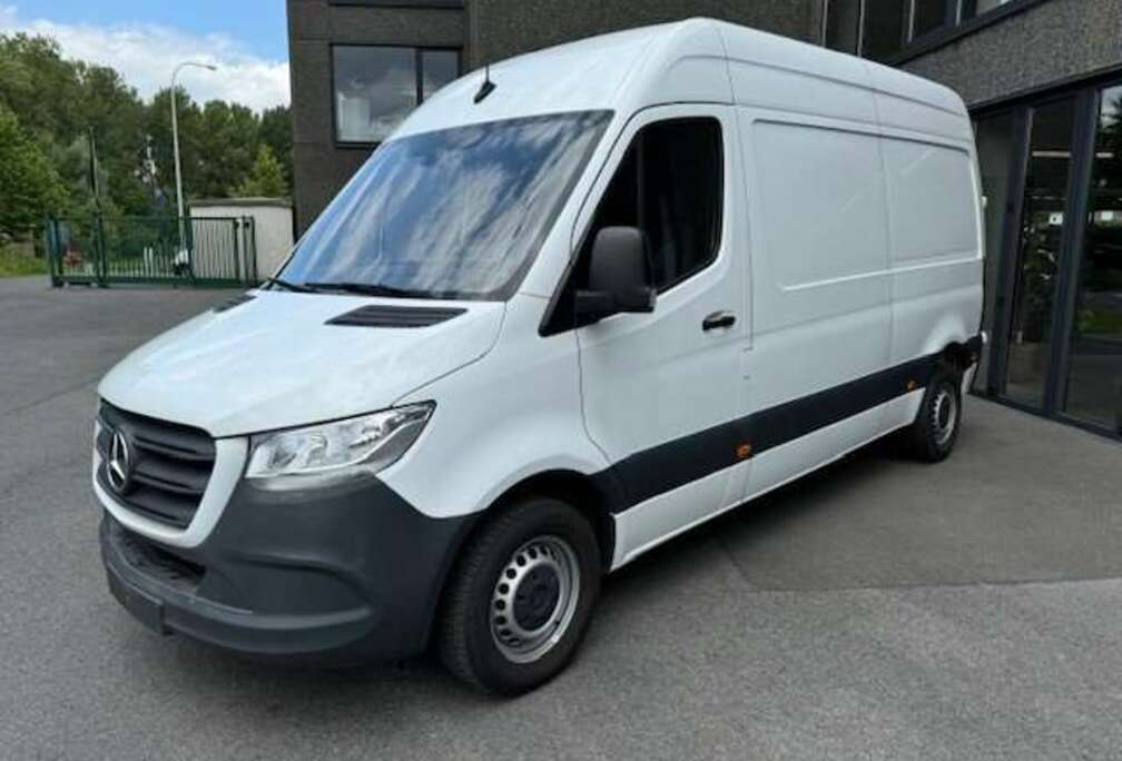 Mercedes-Benz 314 A2 H2 - AUTOMAAT - CAMERA - CARPLAY - DAB - HOUTAFWERKING
