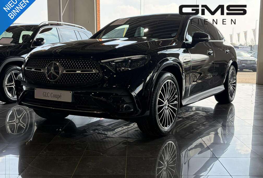 Mercedes-Benz 4MATIC Star Edition Coupé