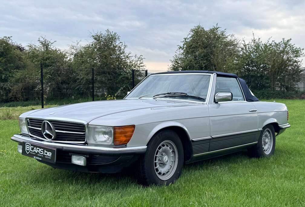 Mercedes-Benz V8 5.0 L 4 PLACES + HARD TOP