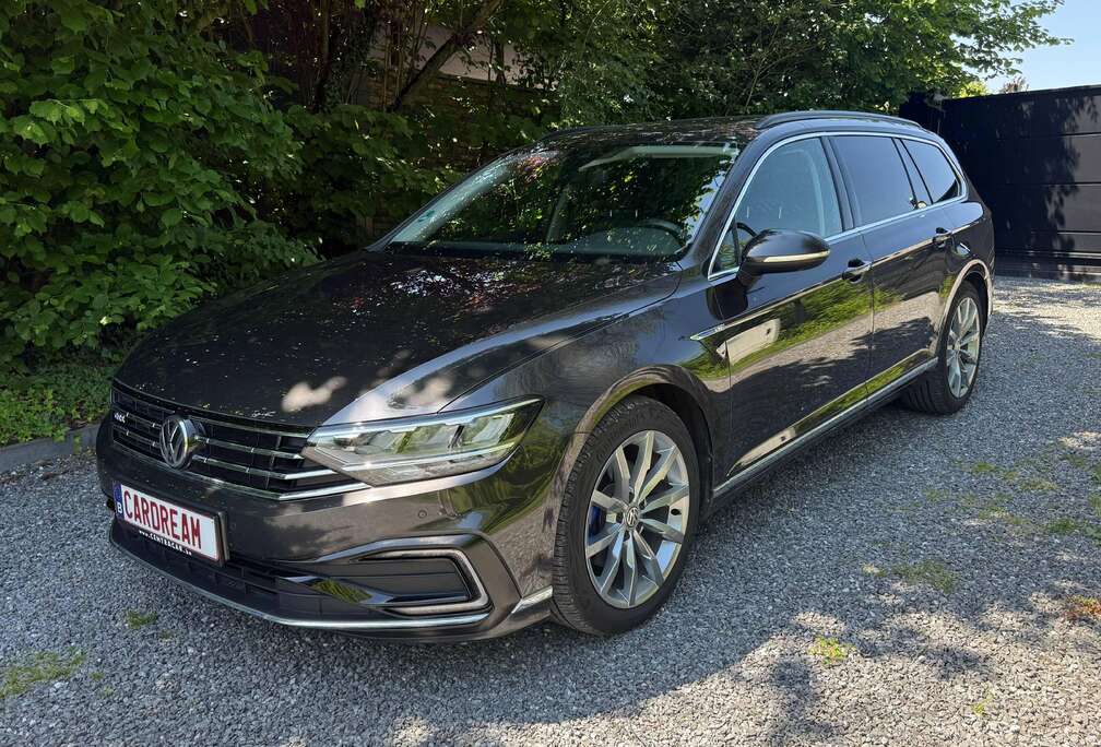Volkswagen Passat GTE1.4 eHybrid PHEV DSG*GPS*CAMERA 360*LED*DAB*APPLE CARPLAY/TOIT PANO