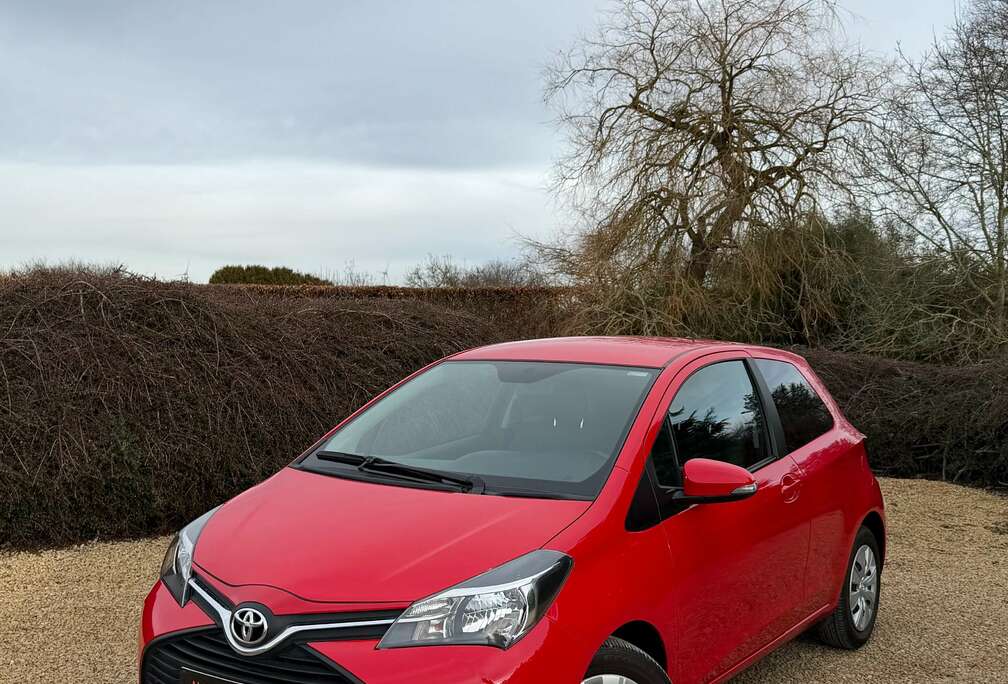 Toyota 1.0i VVT-i Life GPS CAMERA CLIM  27.000 KM