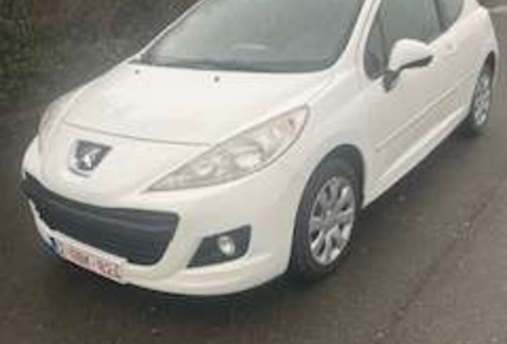 Peugeot 207  1.4i Access