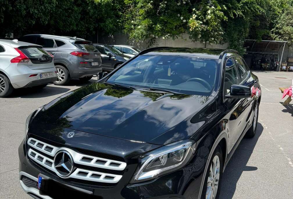 Mercedes-Benz GLA 180 (EU6.2)