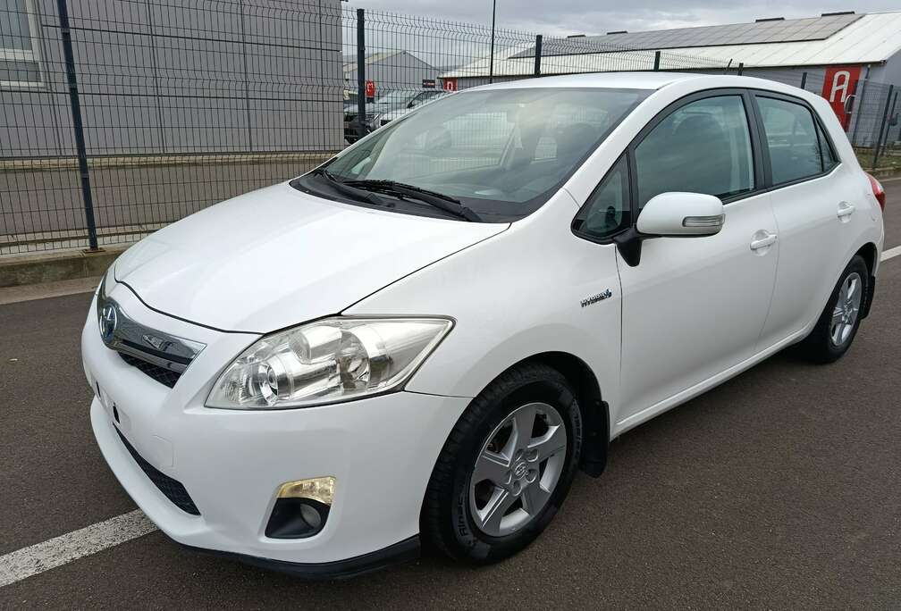 Toyota Auris HEV 1.8i HSD Premium CVT