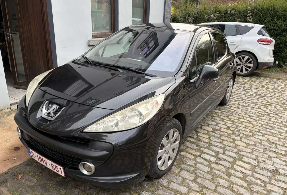 Peugeot 1.4i 16v Sporty Pack