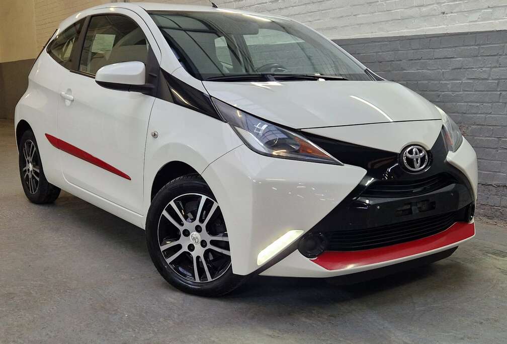 Toyota 1.0iVVT-ix-play-78000km-Caméra-TopEtat-Garantie