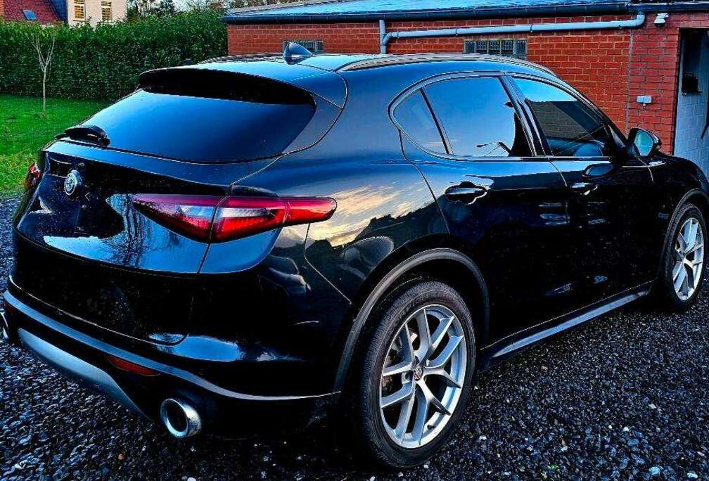 Alfa Romeo Stelvio 2.2 JTD Super