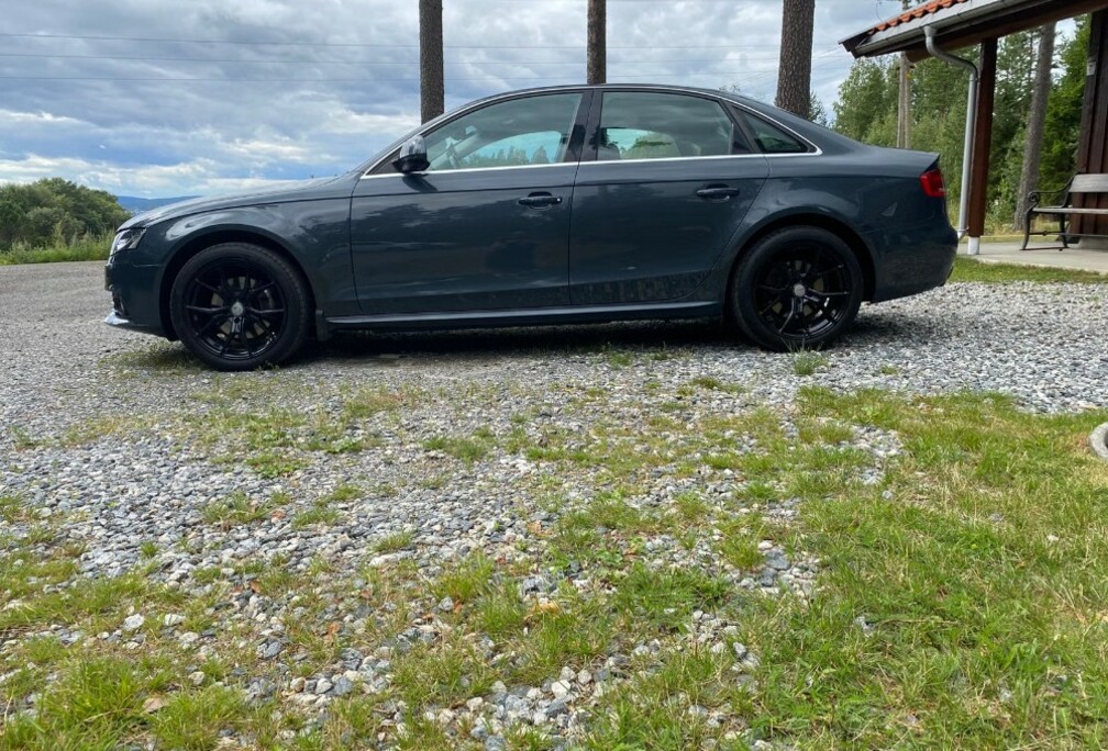 Audi A4 2.0 TDI Quattro S-Line